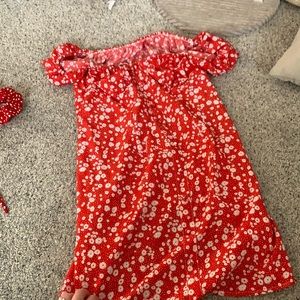 Selling this beautiful spring mini dress size small . Very light weight